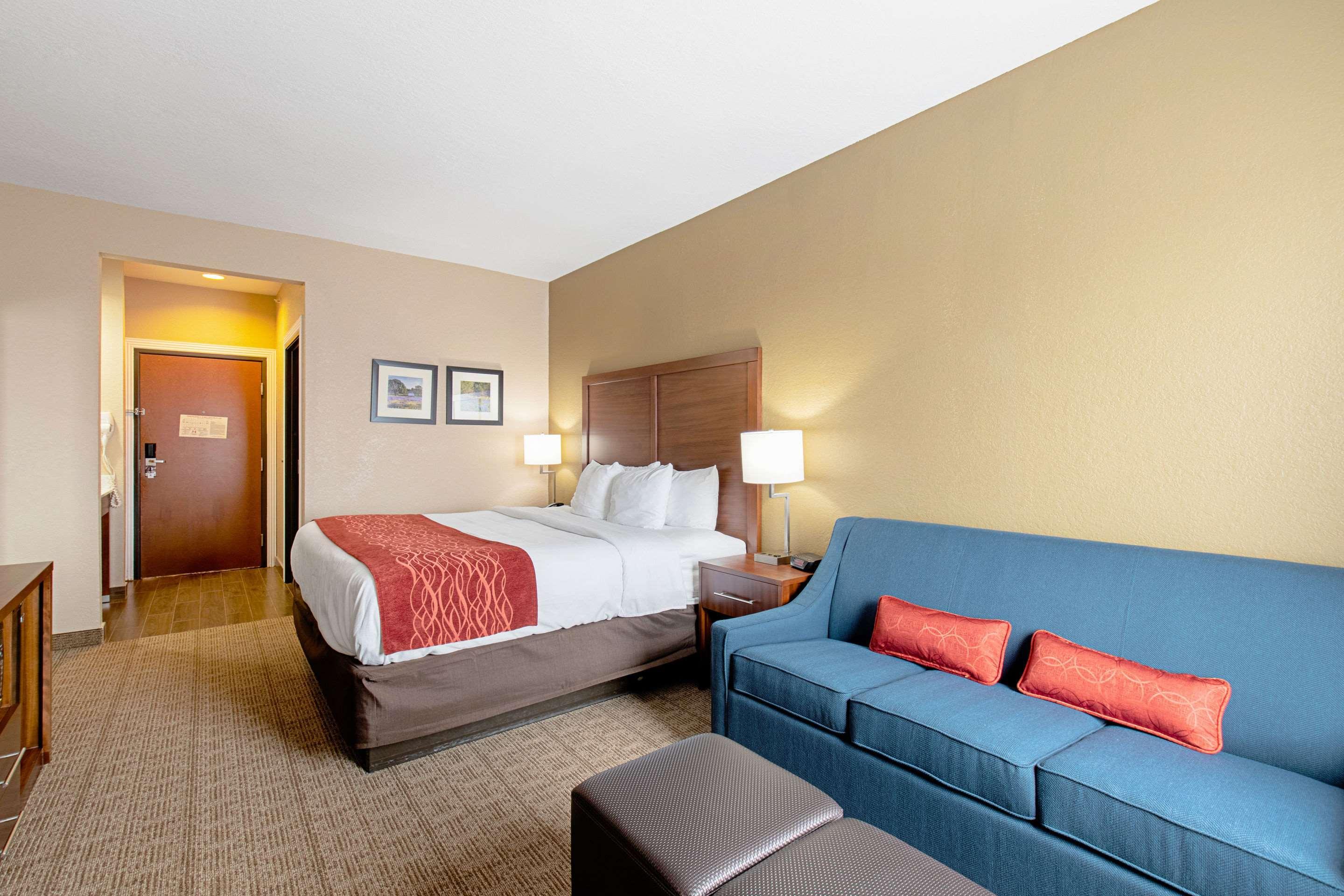 Comfort Inn & Suites And Suites Fredericksburg Zewnętrze zdjęcie