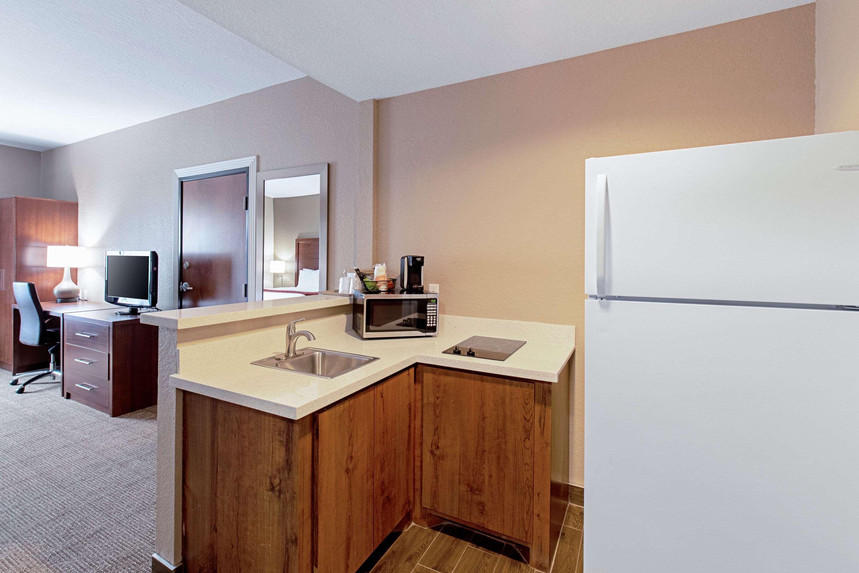Comfort Inn & Suites And Suites Fredericksburg Zewnętrze zdjęcie