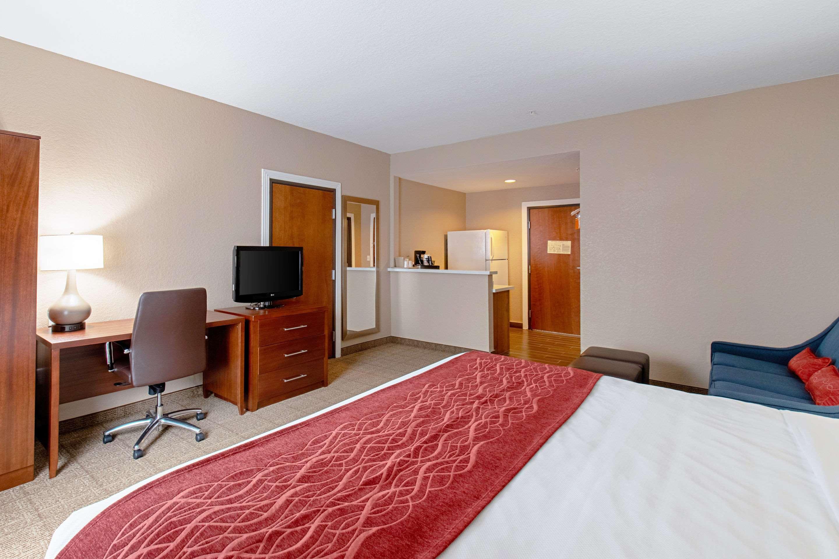 Comfort Inn & Suites And Suites Fredericksburg Zewnętrze zdjęcie