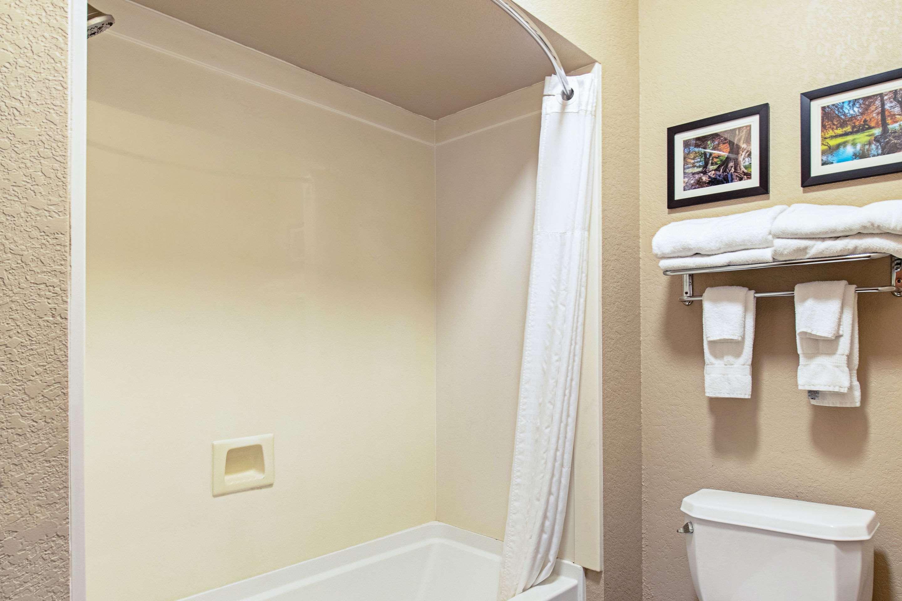 Comfort Inn & Suites And Suites Fredericksburg Zewnętrze zdjęcie