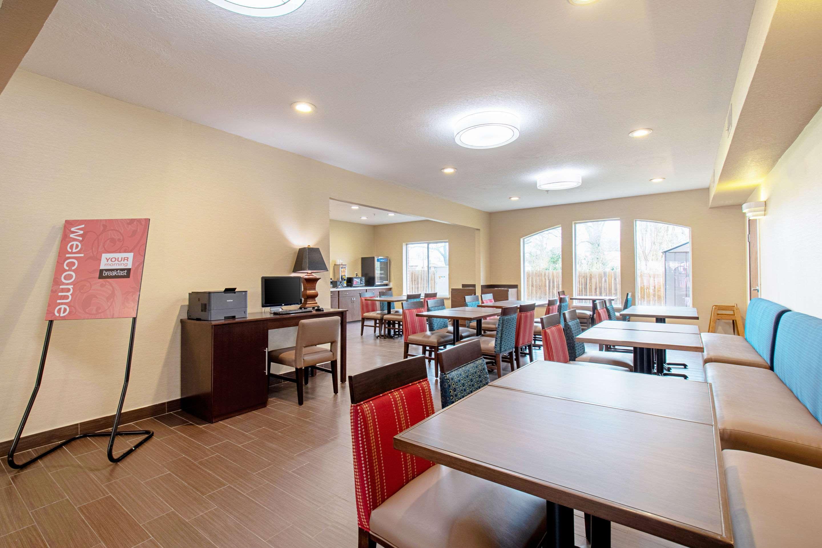 Comfort Inn & Suites And Suites Fredericksburg Zewnętrze zdjęcie