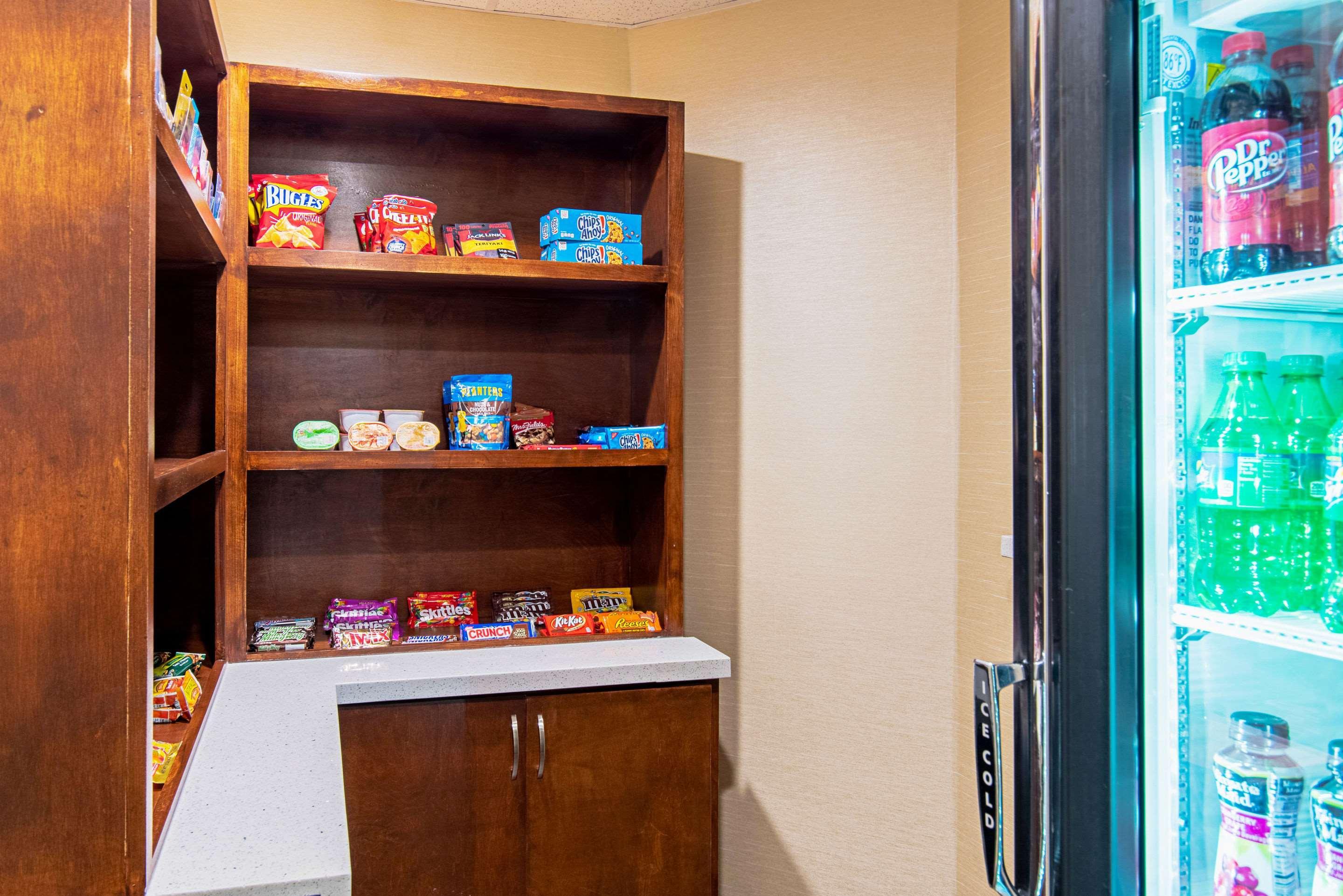 Comfort Inn & Suites And Suites Fredericksburg Zewnętrze zdjęcie