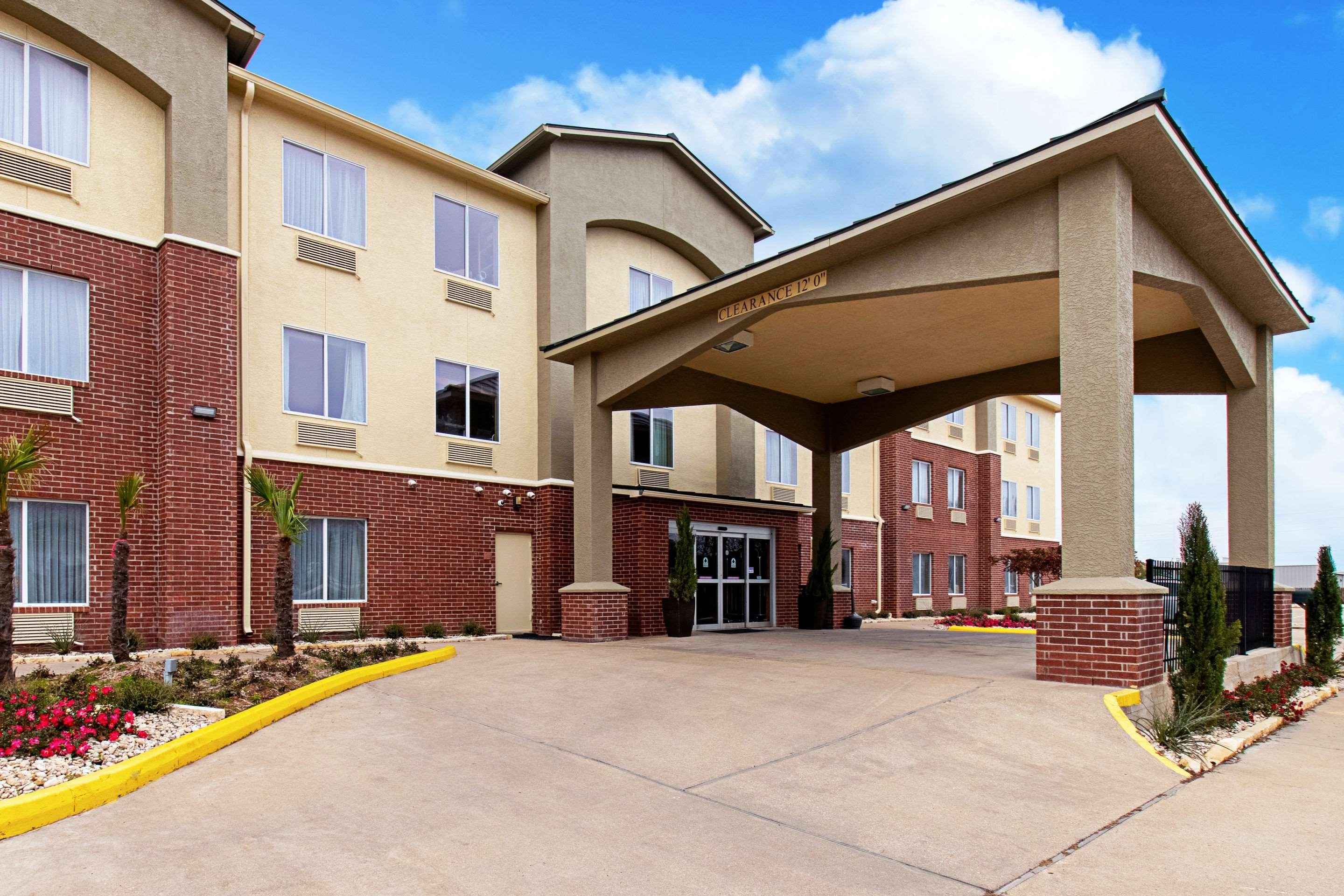 Comfort Inn & Suites And Suites Fredericksburg Zewnętrze zdjęcie