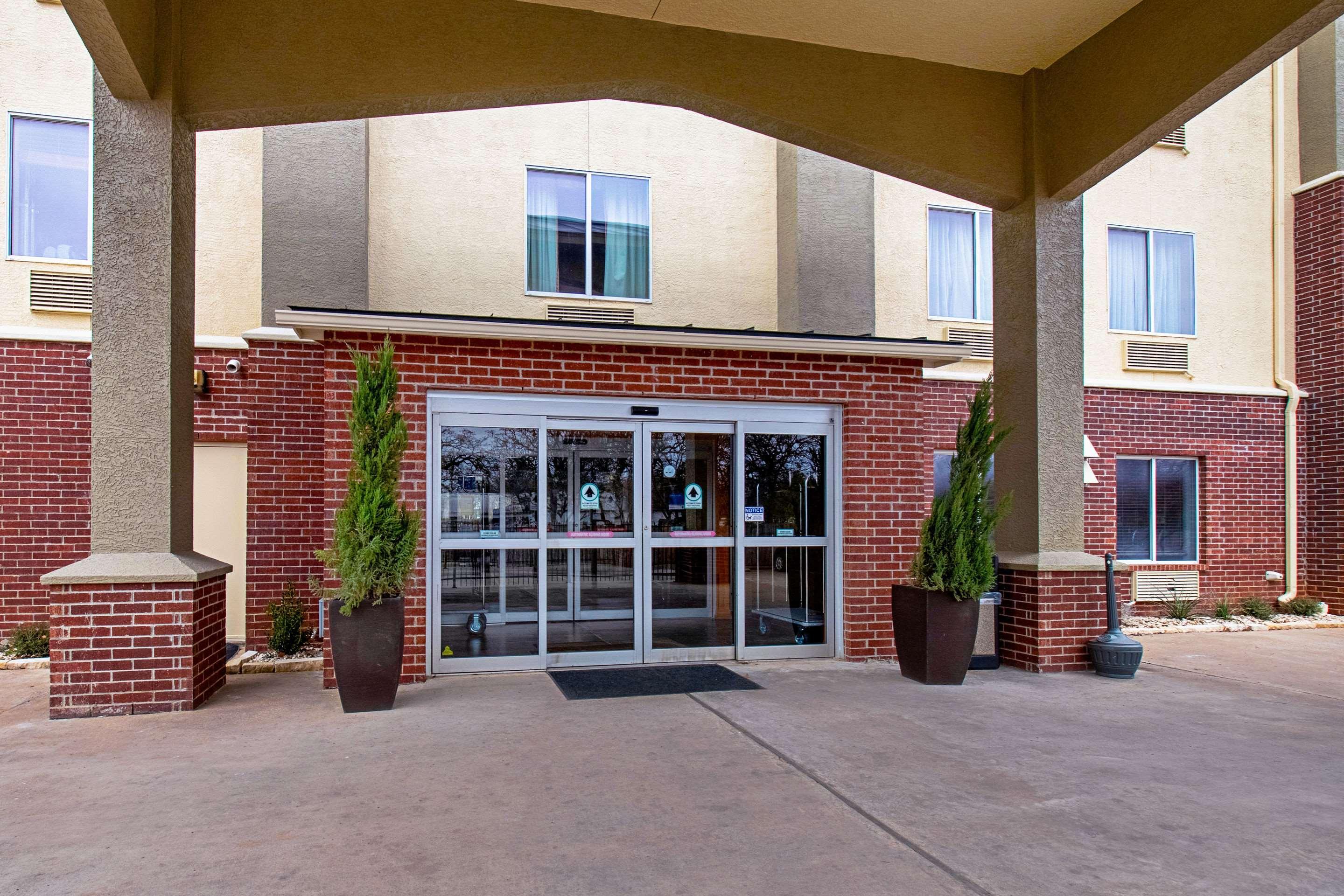 Comfort Inn & Suites And Suites Fredericksburg Zewnętrze zdjęcie
