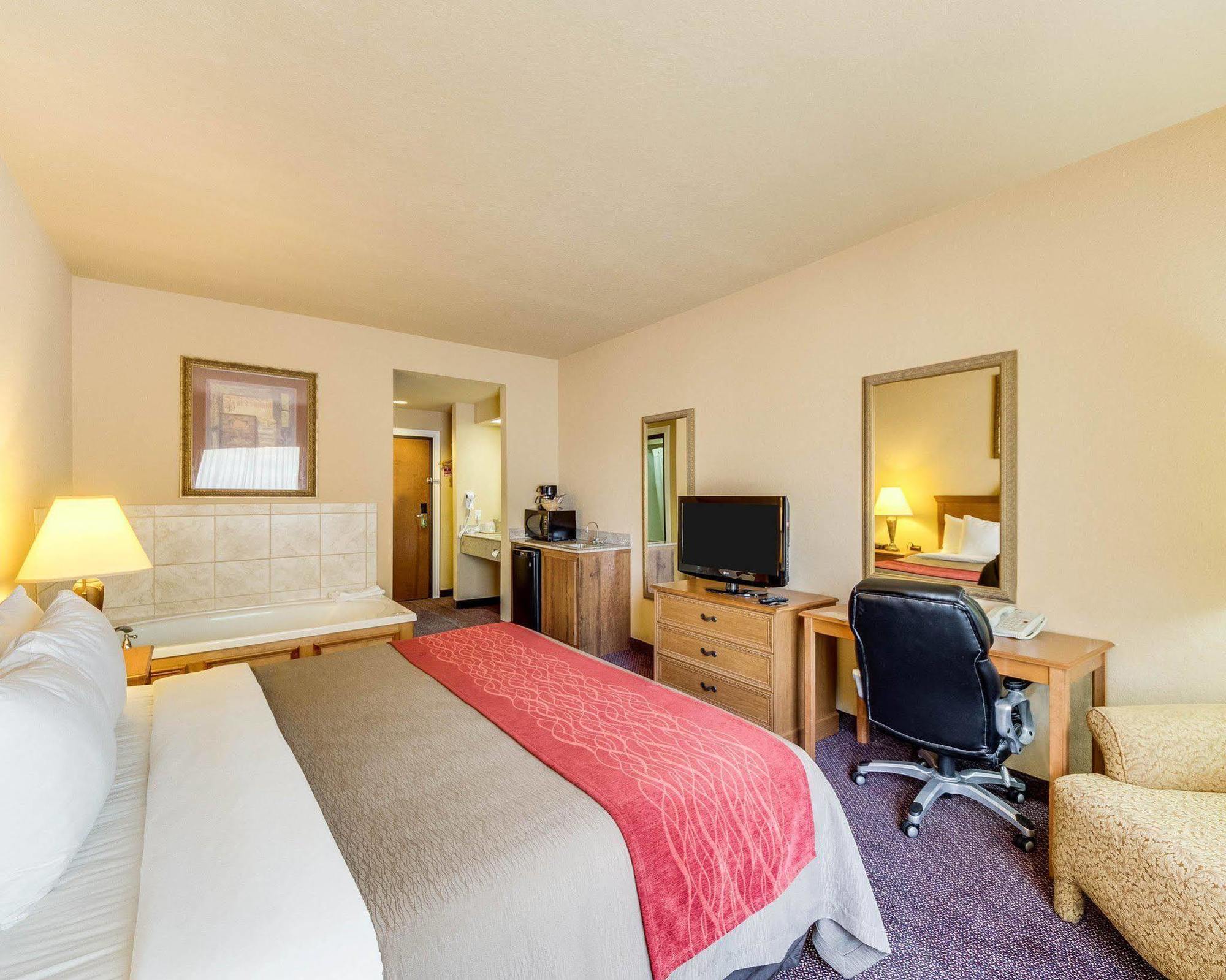 Comfort Inn & Suites And Suites Fredericksburg Zewnętrze zdjęcie